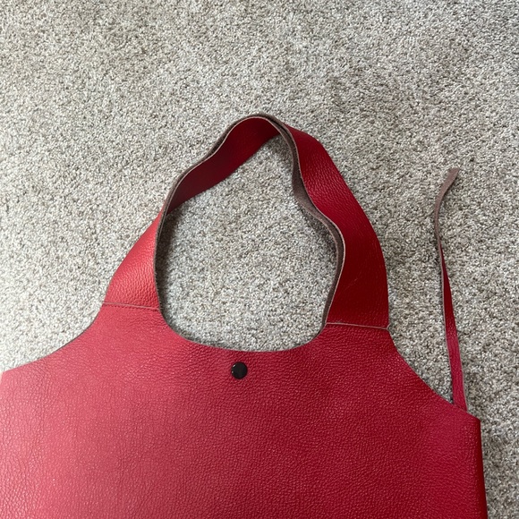 Great red pebble leather unstructured slouch tote - Picture 6 of 6